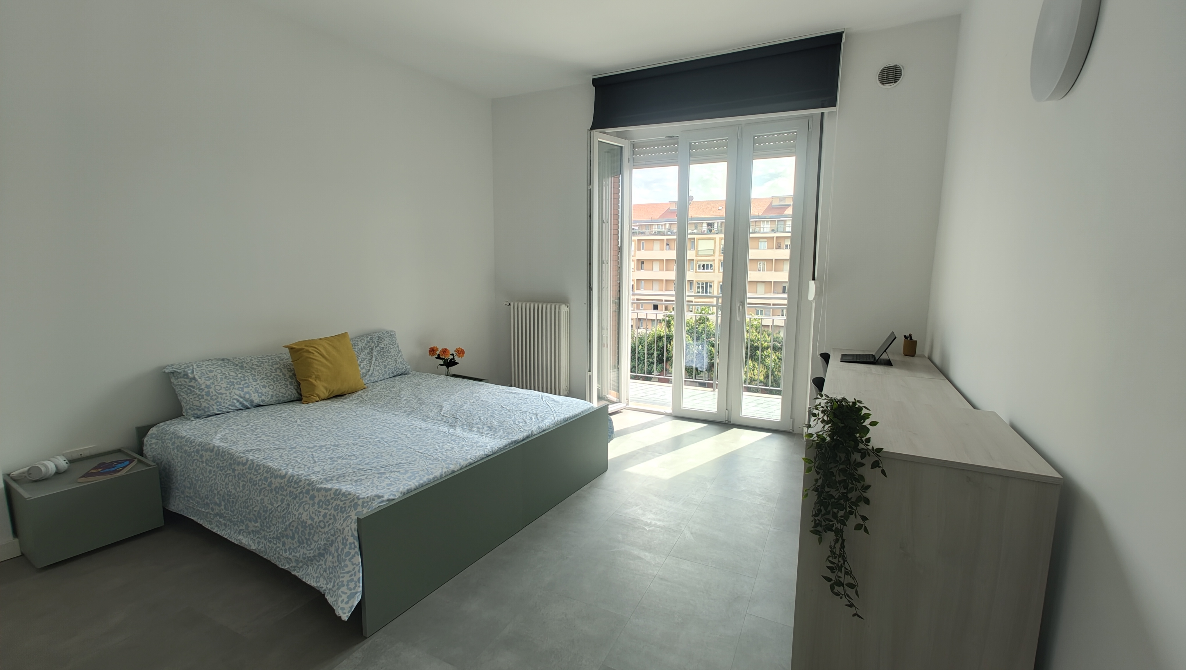 52A - Erasroom