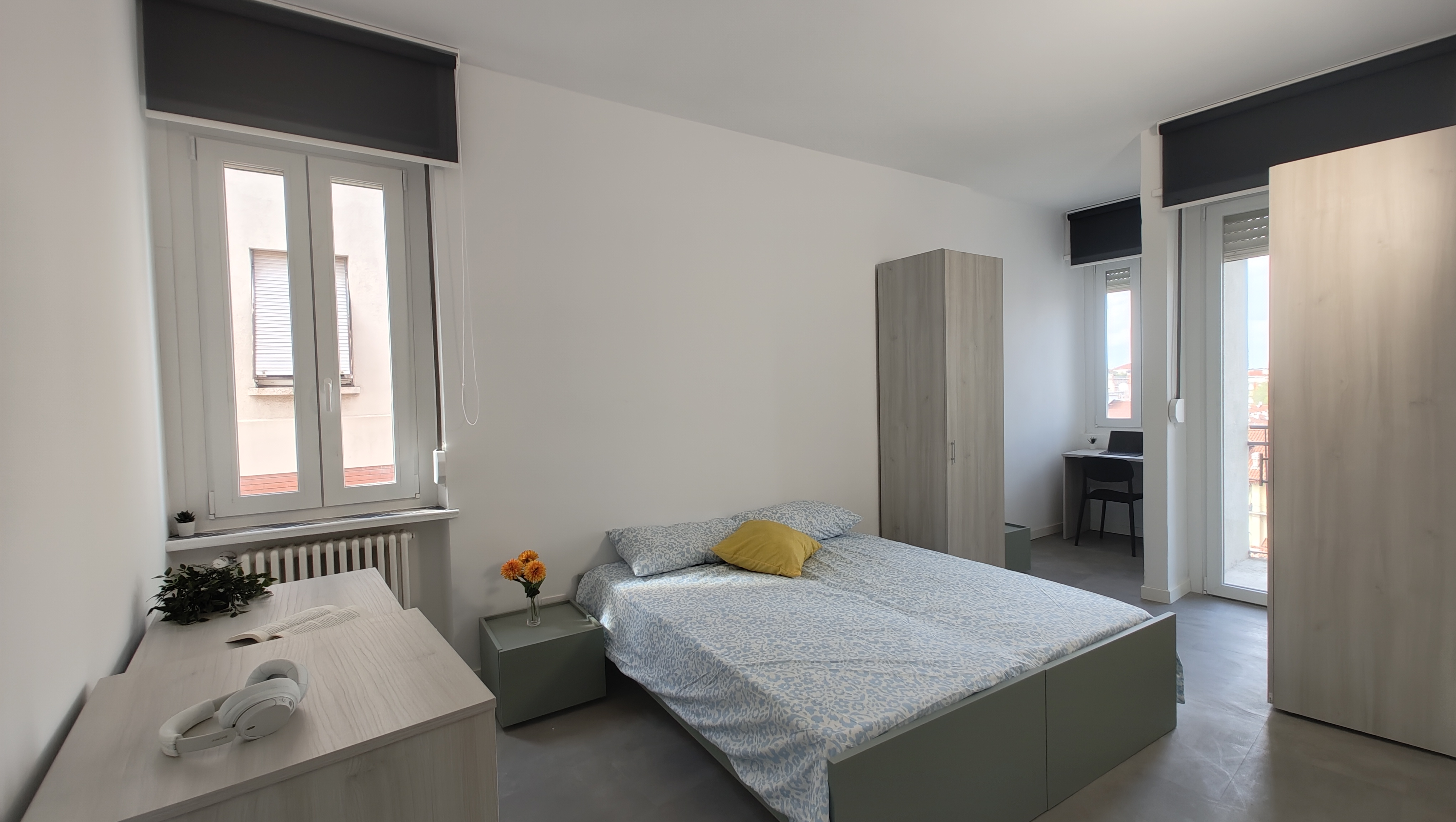 53B - Erasroom