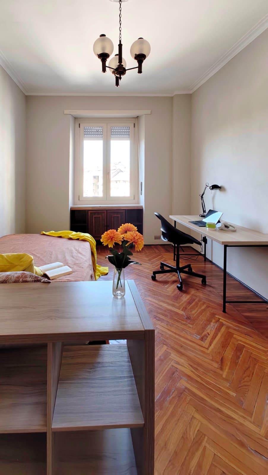 Home Elena 1 - Erasroom