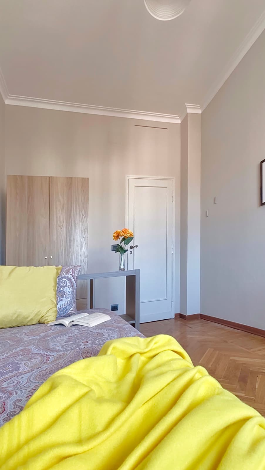 Home Elena 2 - Erasroom