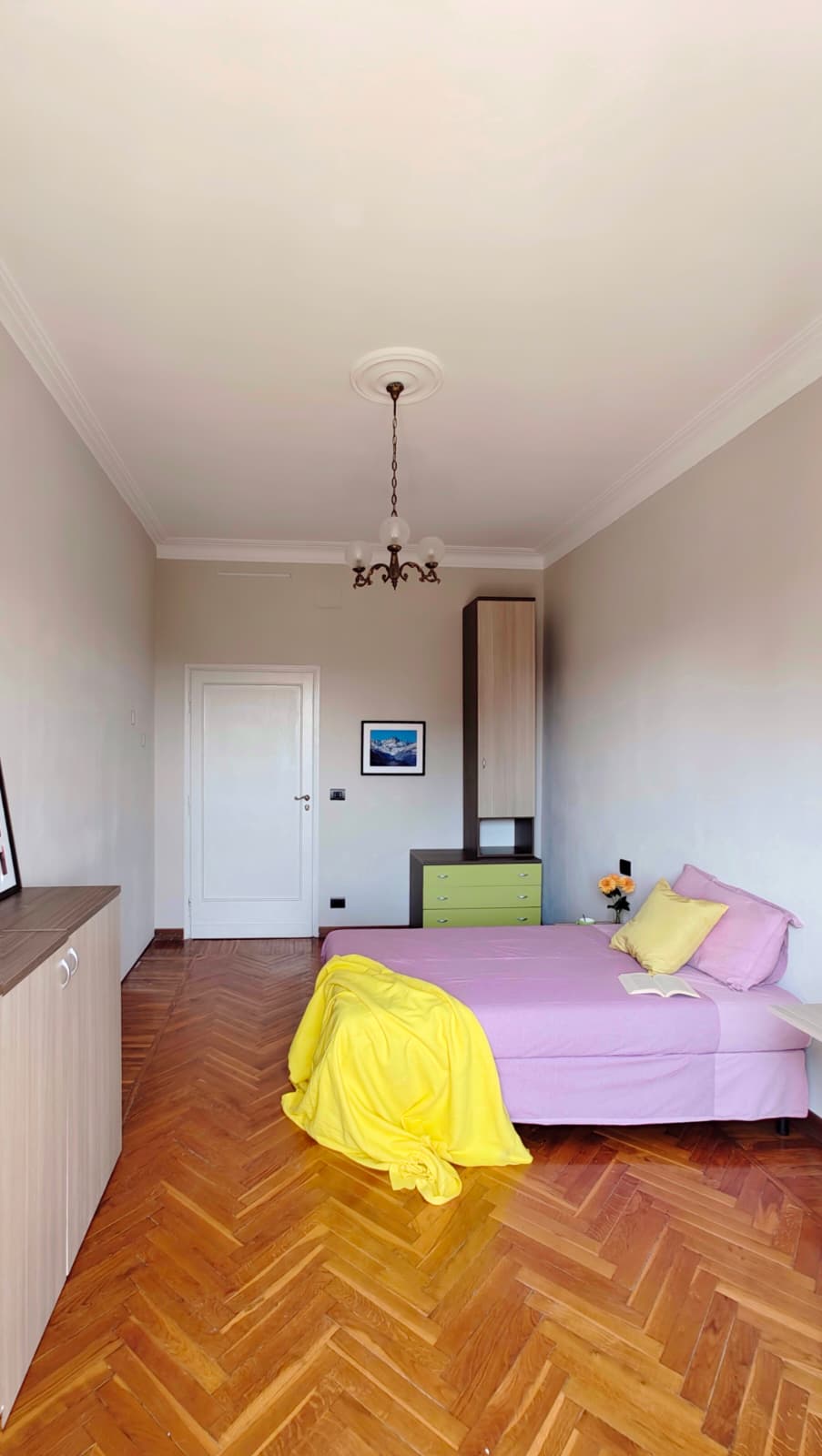 Home Elena 3 - Erasroom