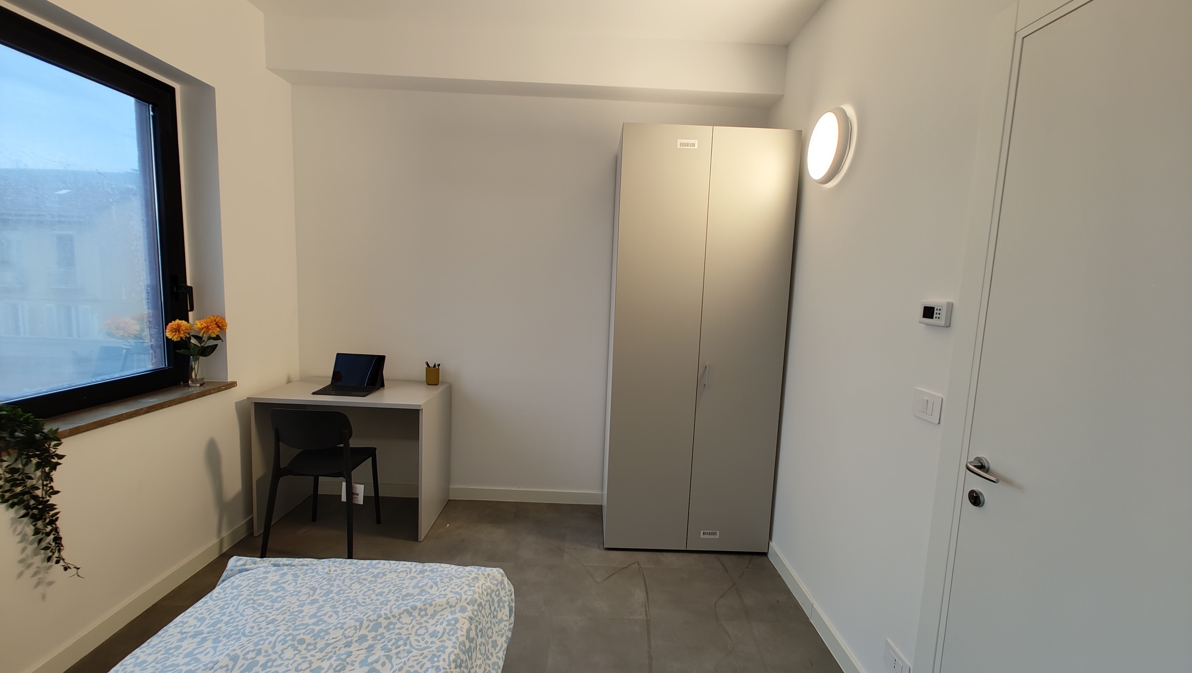 1B2 - Erasroom