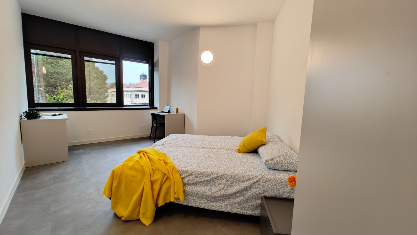 2A2 - Erasroom